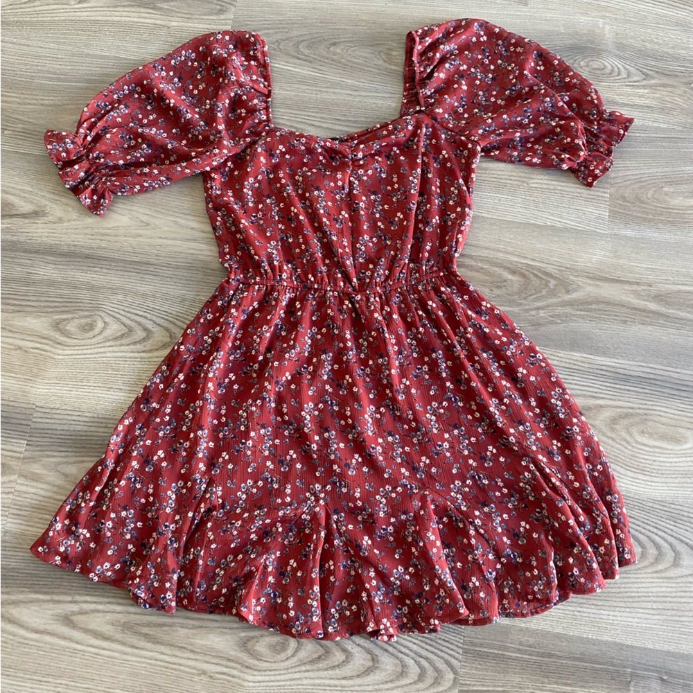 Maroon Floral Puff Sleeve Dress | Francesca’s